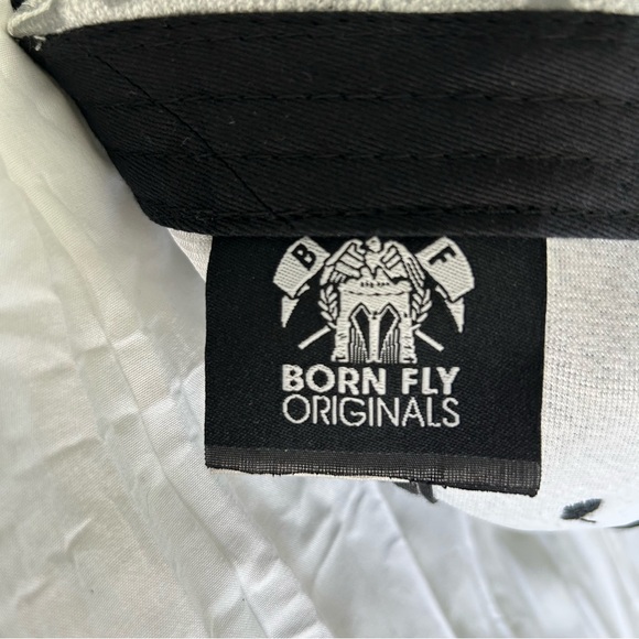BORN FLY NWT! Men's Flat Bill Cap SnapBack‎ Moisture Sweatband Blk/Wht/Silver - Picture 7 of 11